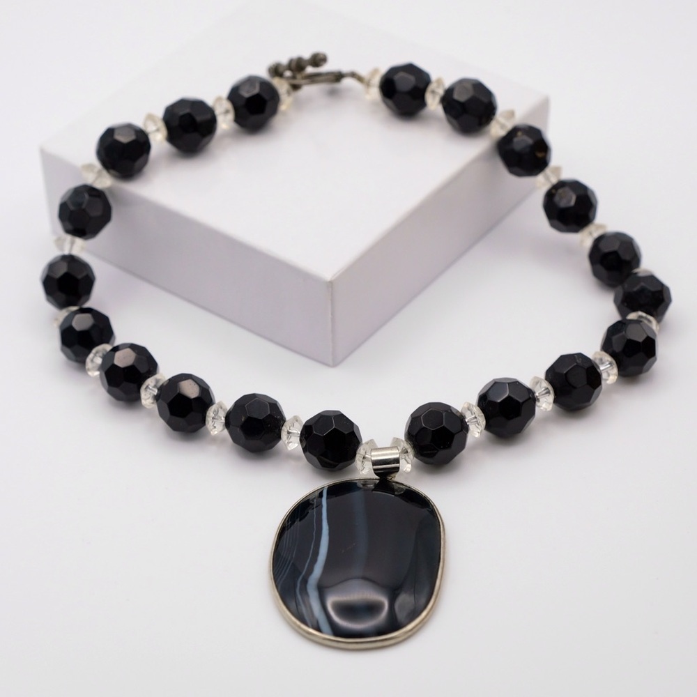 Gorgeous lightweight glass bead choker mermaidcore